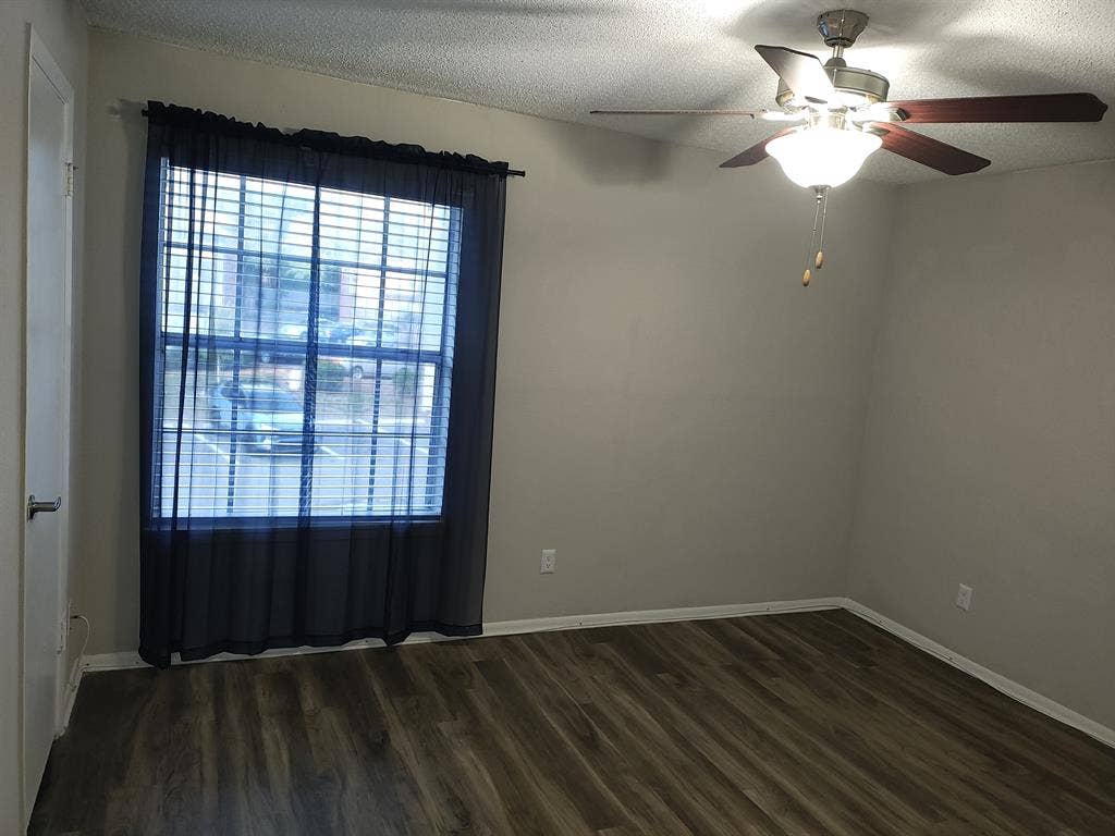 Bedroom with bathroom available