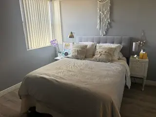 Beautiful NoSco bed/bath