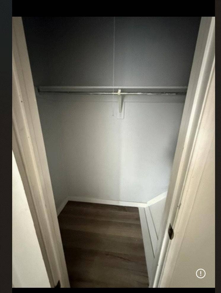 Newly remodeled bedroom-Aurora,CO.