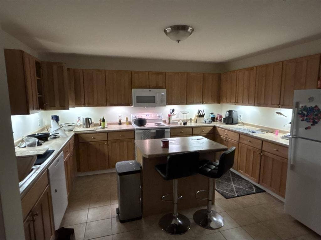 $1150 room