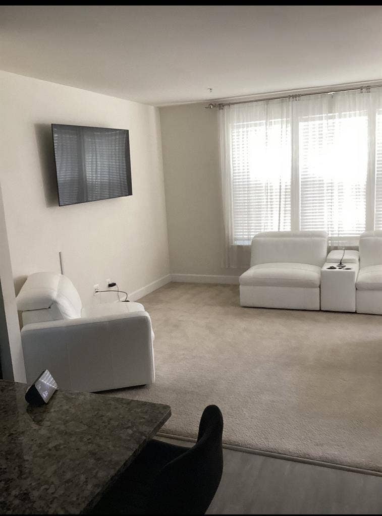 2 bd rms for rent. $1100/$1500 each