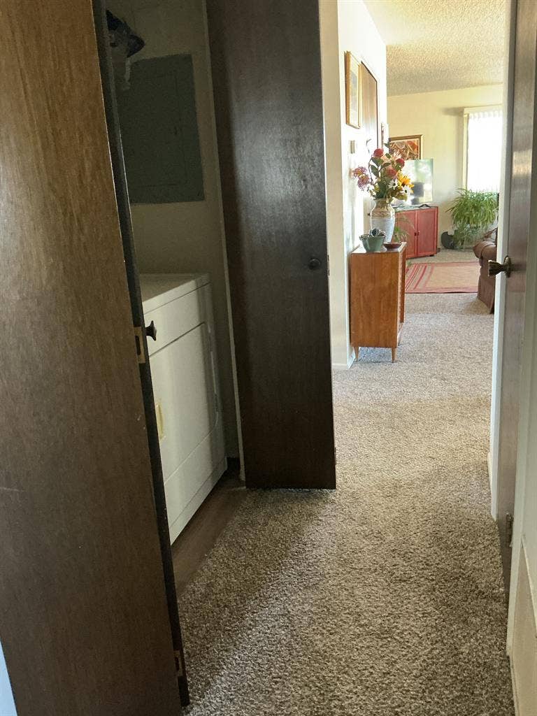 Senior offers a room