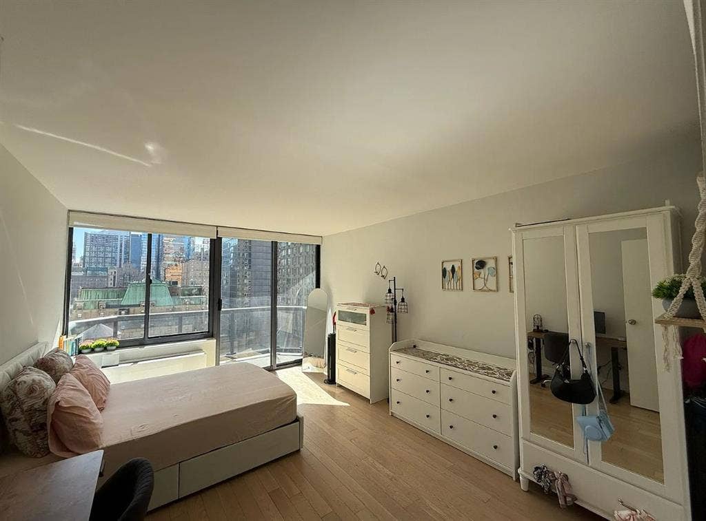 Midtown Views That Elevate Living