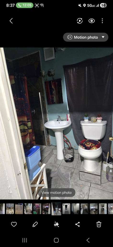3 bedroom house looking for roomate