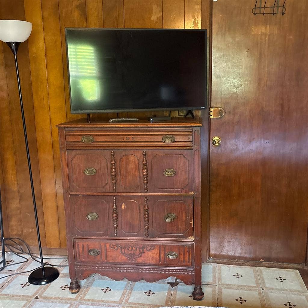 Nice clean room for rent