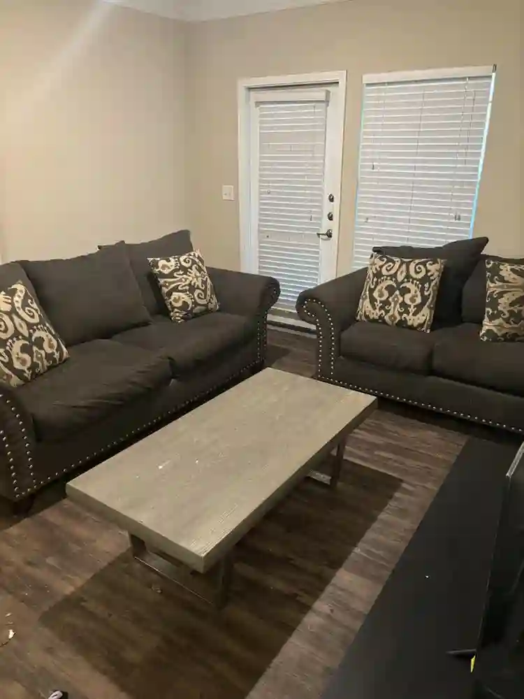 Nice, quiet, unfinished room