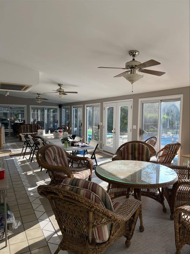 Pool Patio FirePit Private!