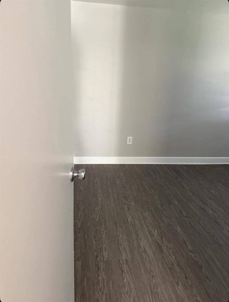 $1000 room for rent