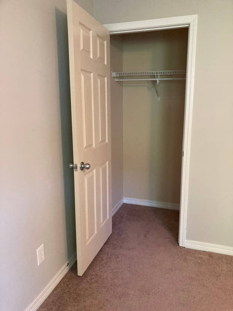 Room for Rent in Home