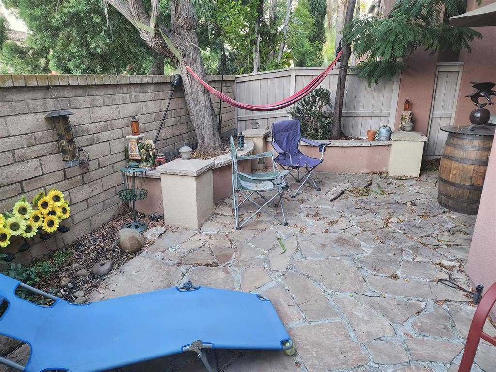 2 bedrooms for rent