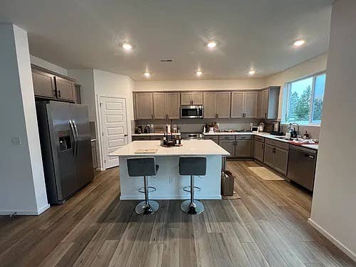 2 Rooms In Shared Home
