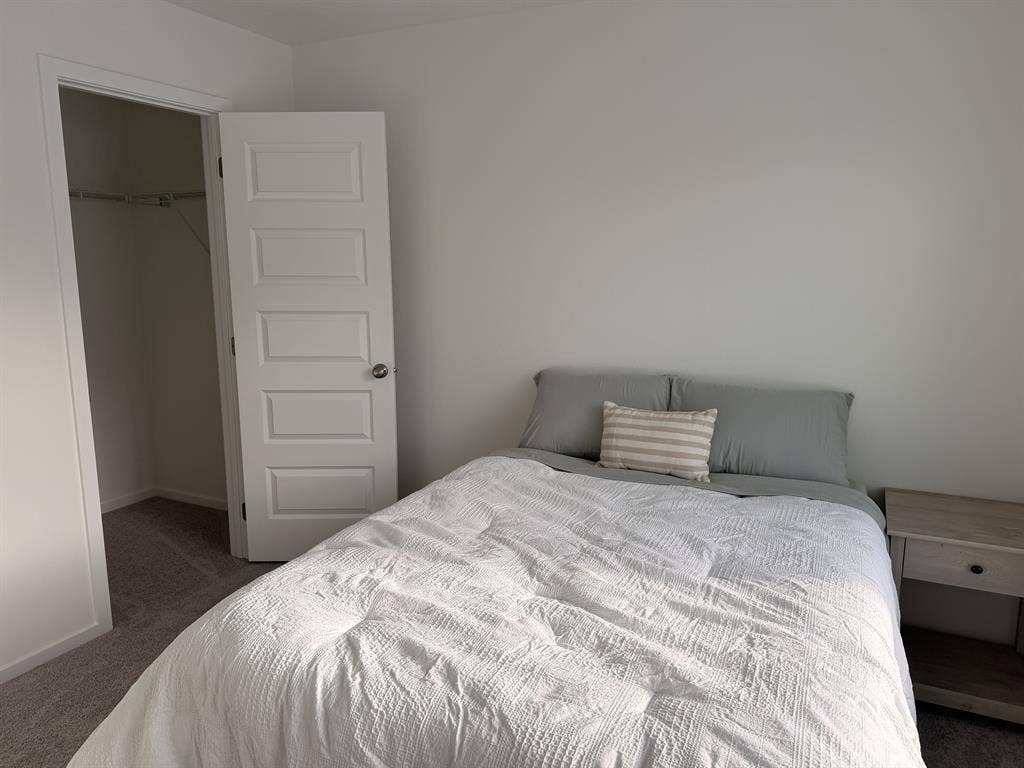 2 Rooms In Shared Home