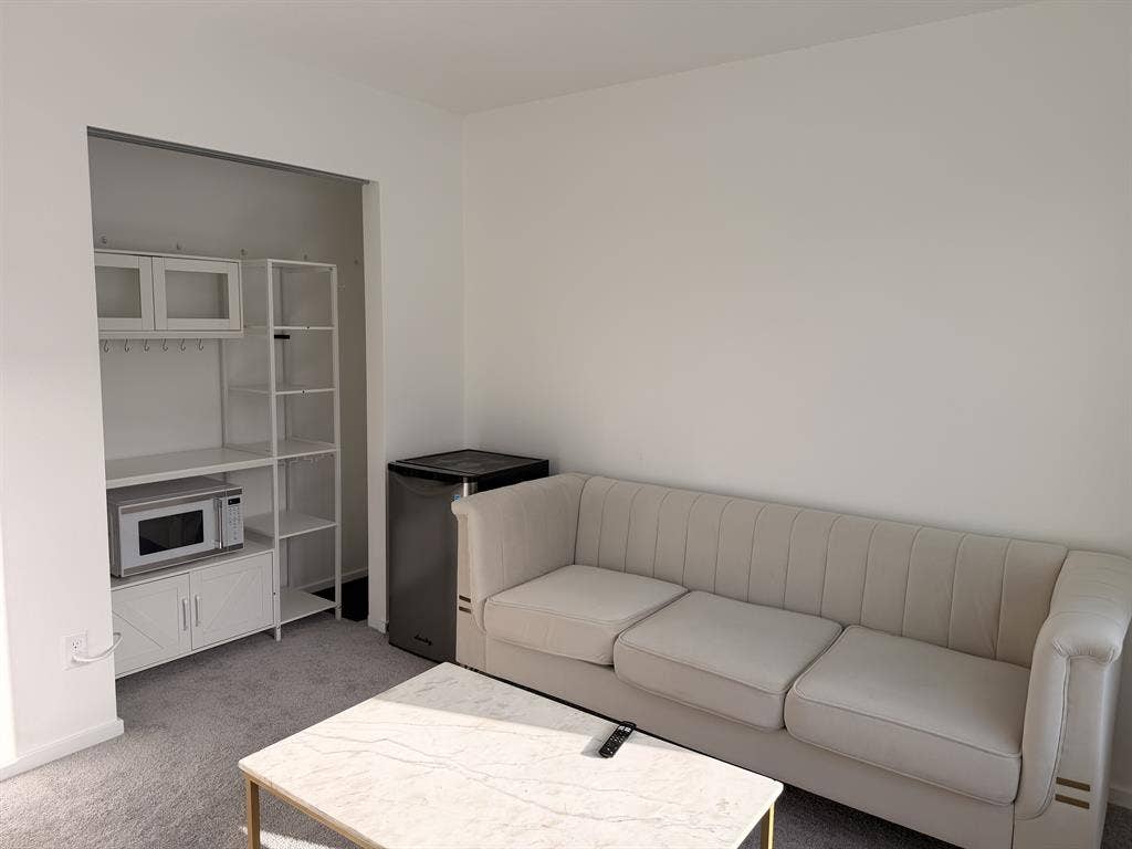 2 Rooms In Shared Home