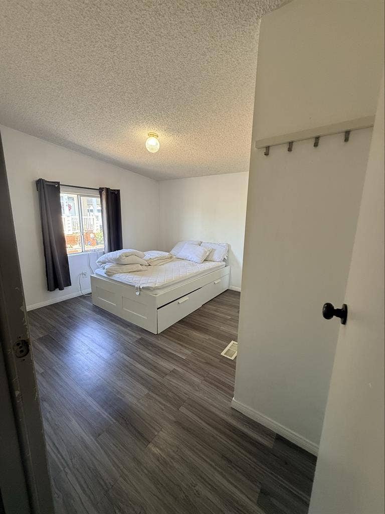 Room for Rent in Santa Ana