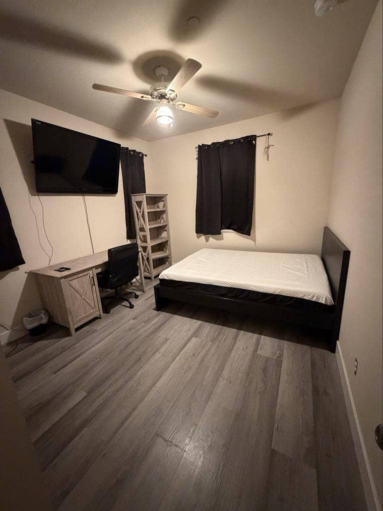Private bathroom &bedroom for Rent