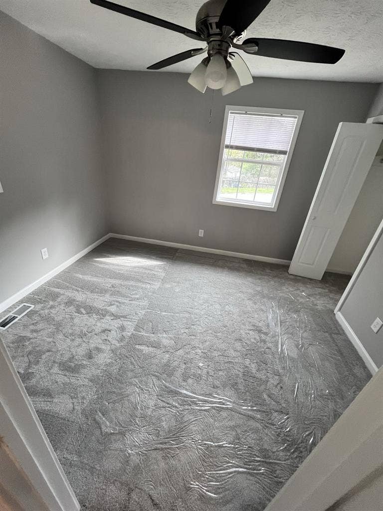 Room for Rent. Private Bath!