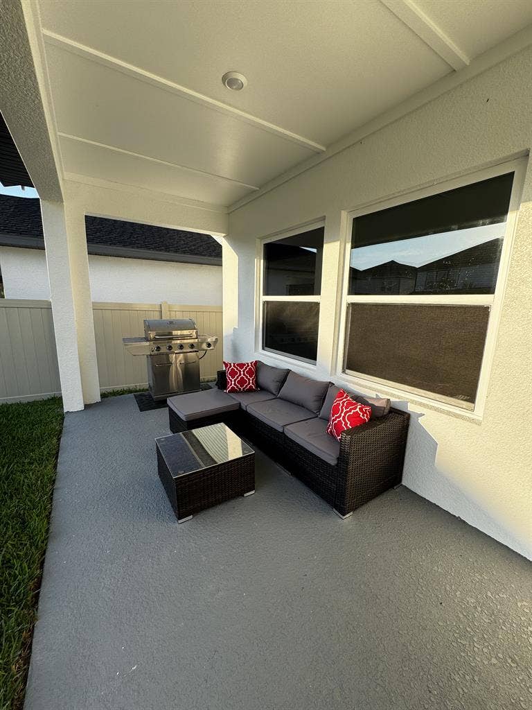 Unfurnished Rooms for Rent