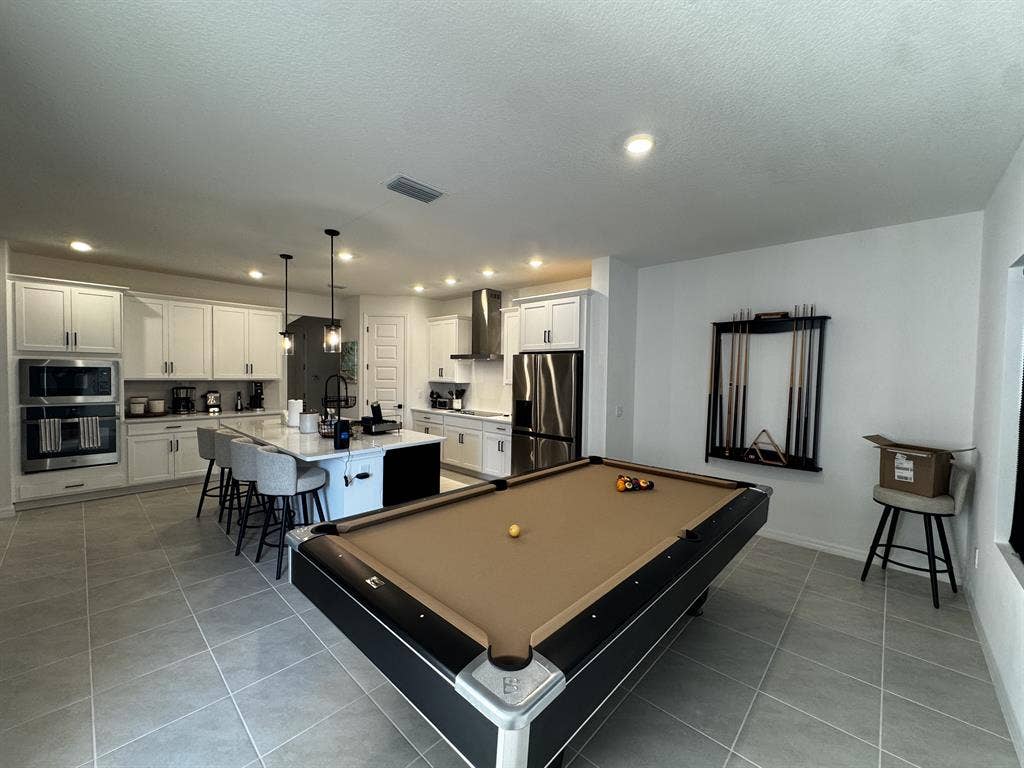 Unfurnished Rooms for Rent