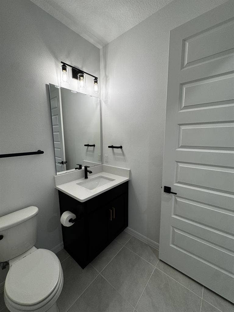 Unfurnished Rooms for Rent