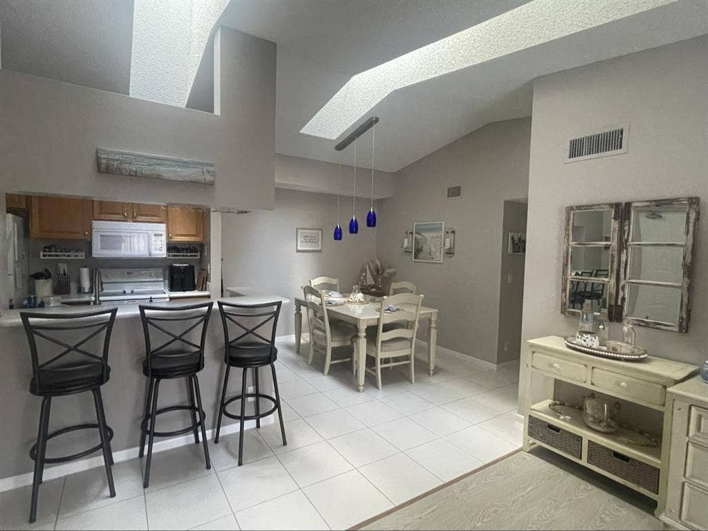 Room Available for Rent!