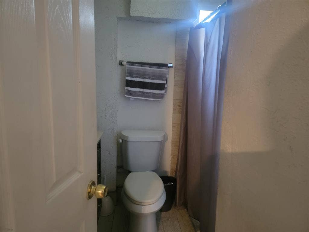 Shared room for rent