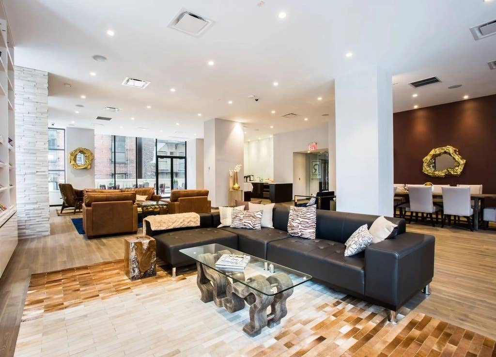 High-end Luxury in Midtwn Manhattan
