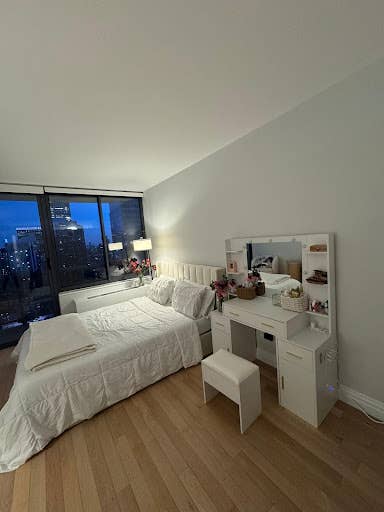 Beautiful Midtown Views for You
