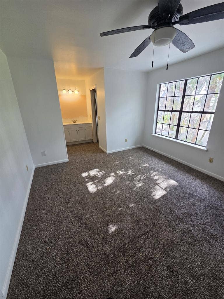 Renting my master bedroom!