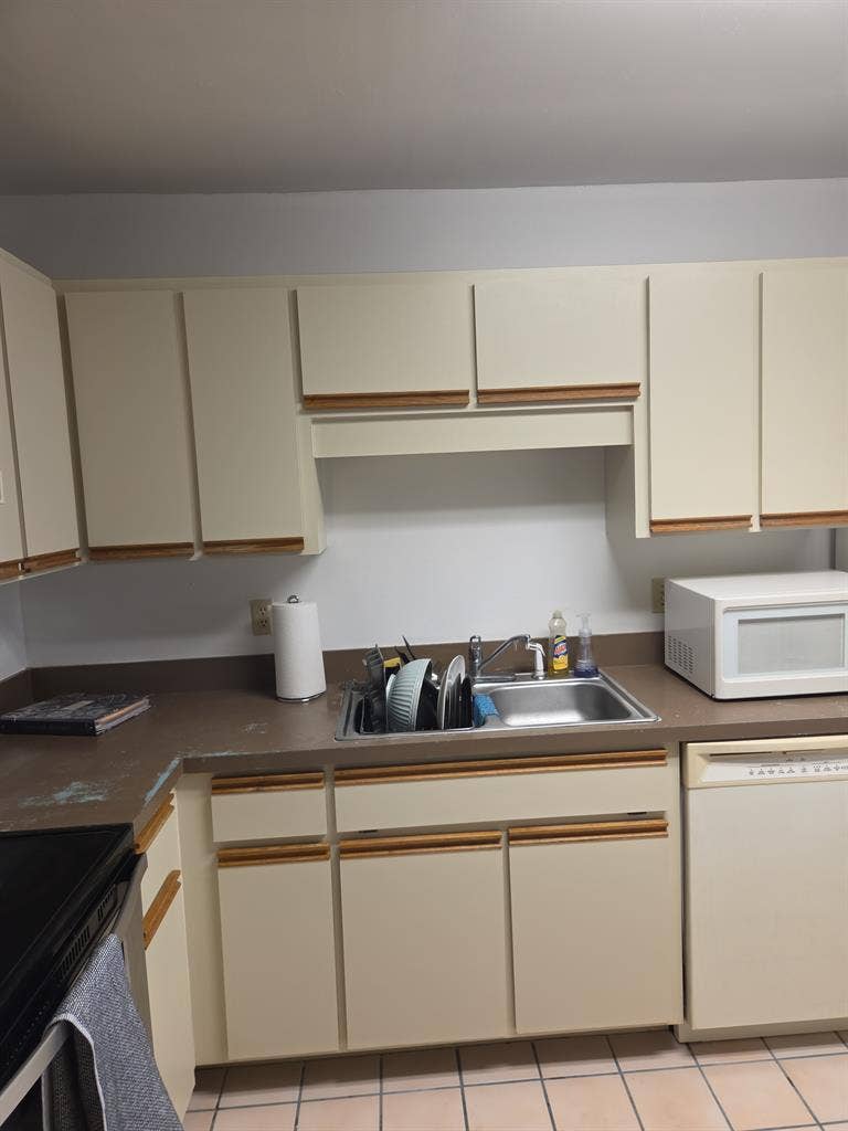 Renting my master bedroom!