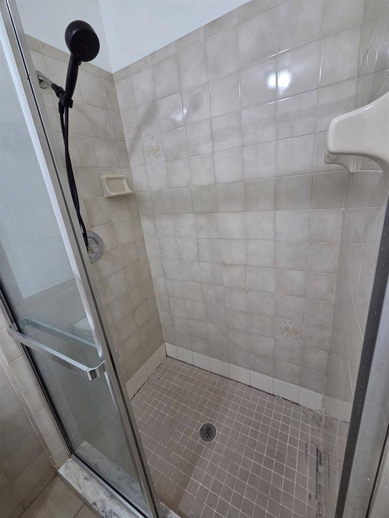 Renting my master bedroom!