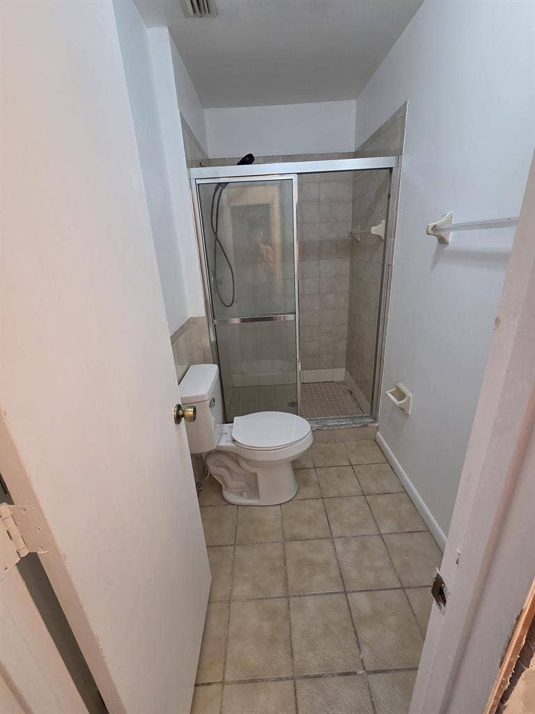 Renting my master bedroom!