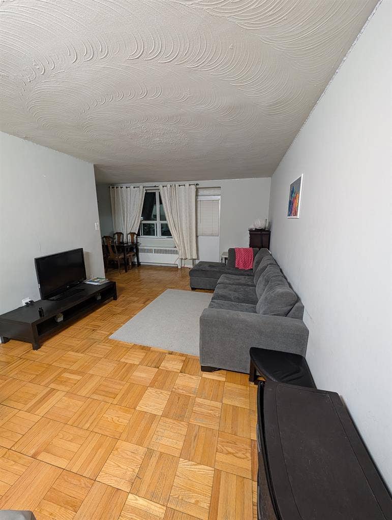 Sharing in a 1-Bedroom Apartment