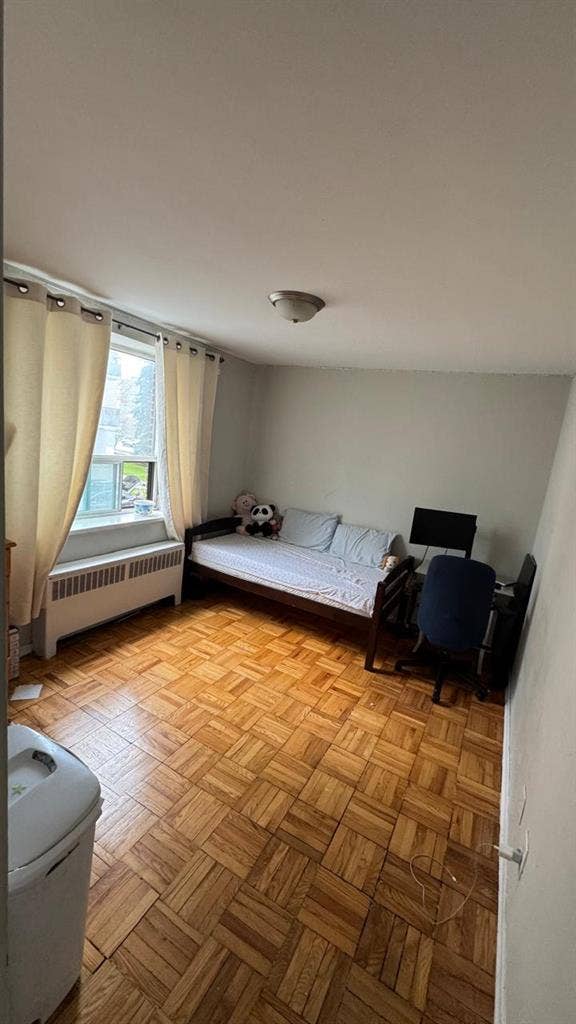 Sharing in a 1-Bedroom Apartment