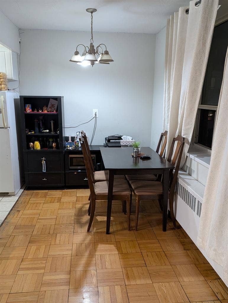 Sharing in a 1-Bedroom Apartment