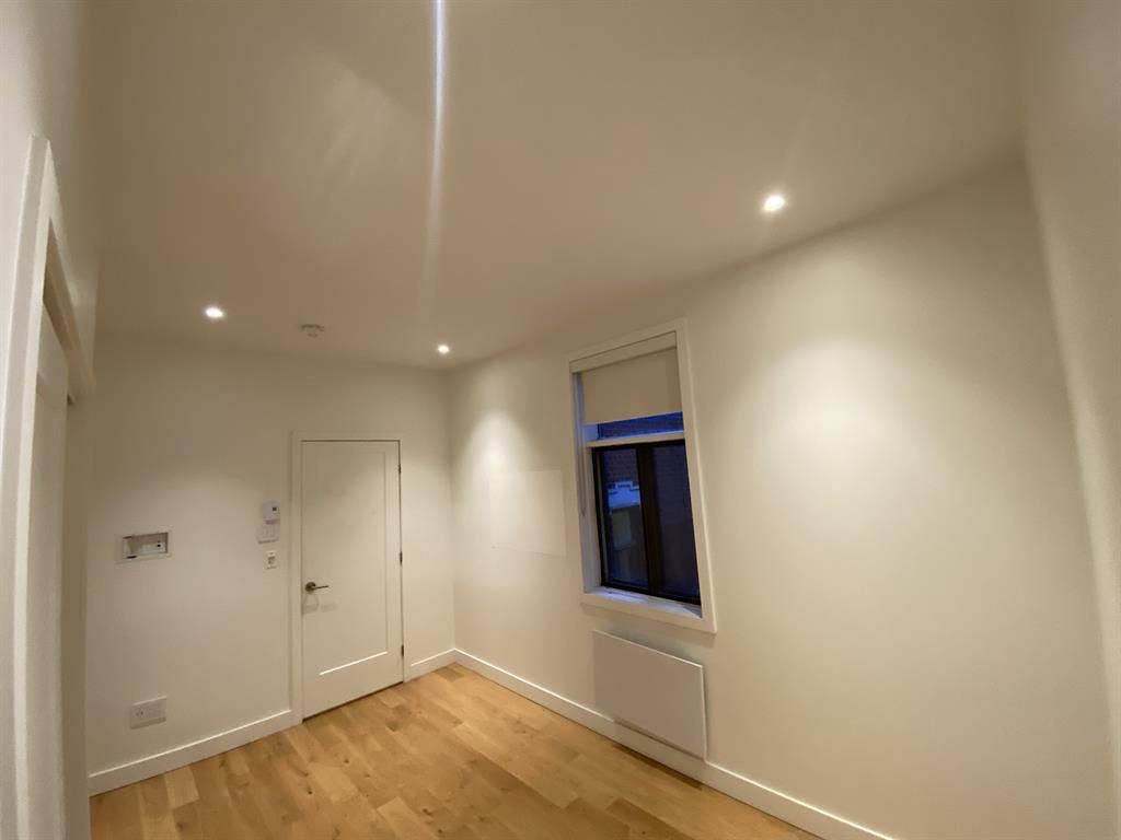 Room for rent 3bedroom 1bathroom