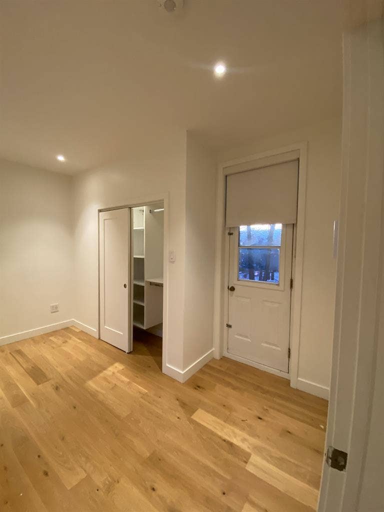 Room for rent 3bedroom 1bathroom