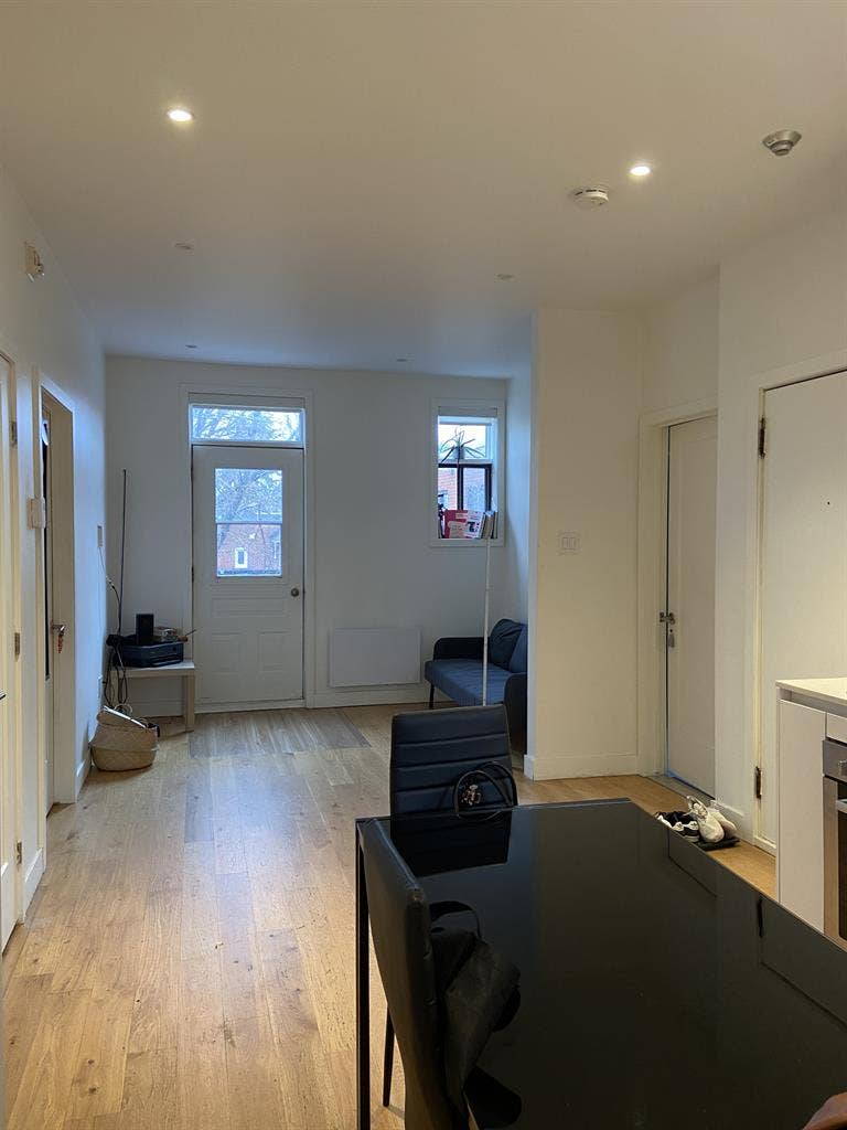 Room for rent 3bedroom 1bathroom