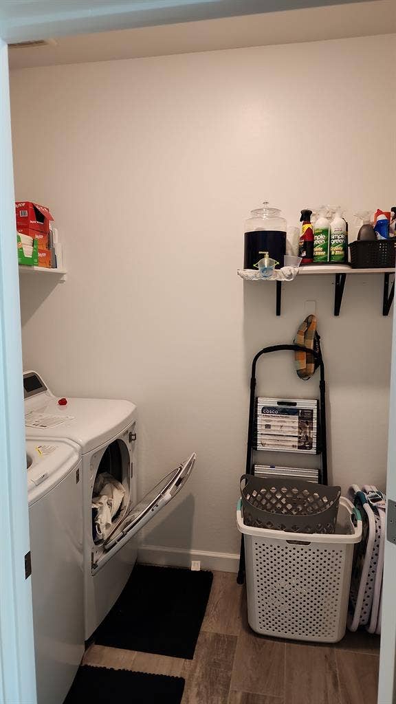 Room For Rent in Friendly Home