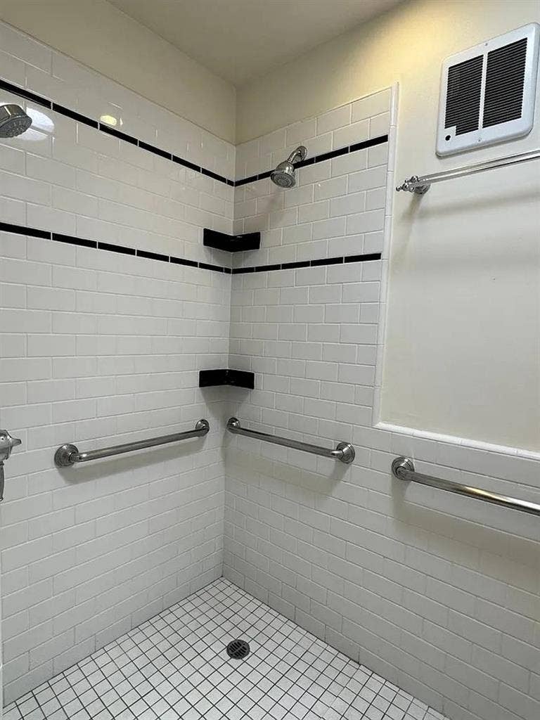 Looking for new housemate!