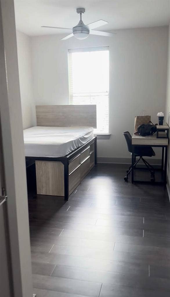 Private Room + Bathroom /The Flats 