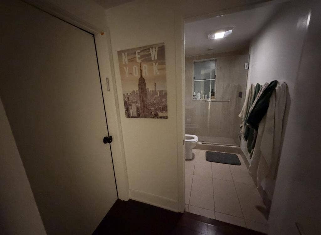 Private room in Hollywood (center)