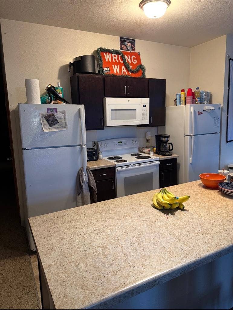 SUBLEASE AVAILABLE