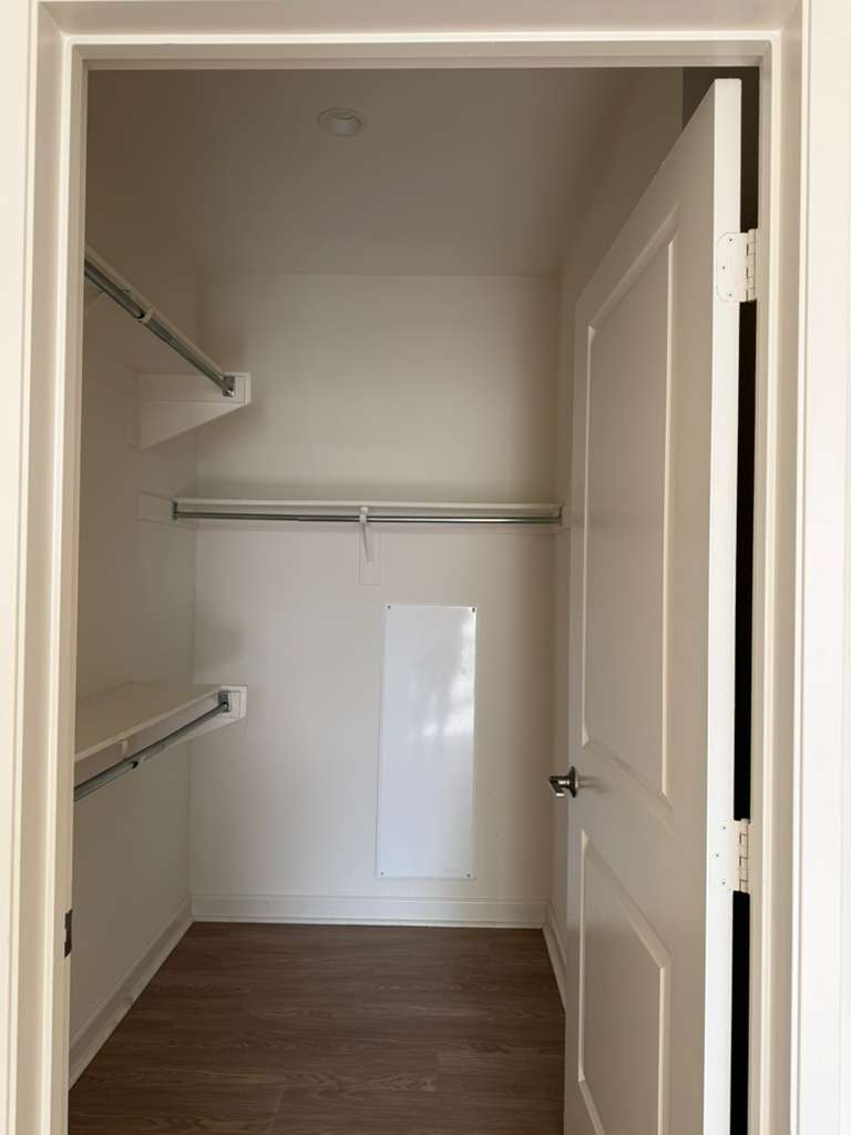 *FEMALE ROOMMATE REQUIRED IN IRVINE