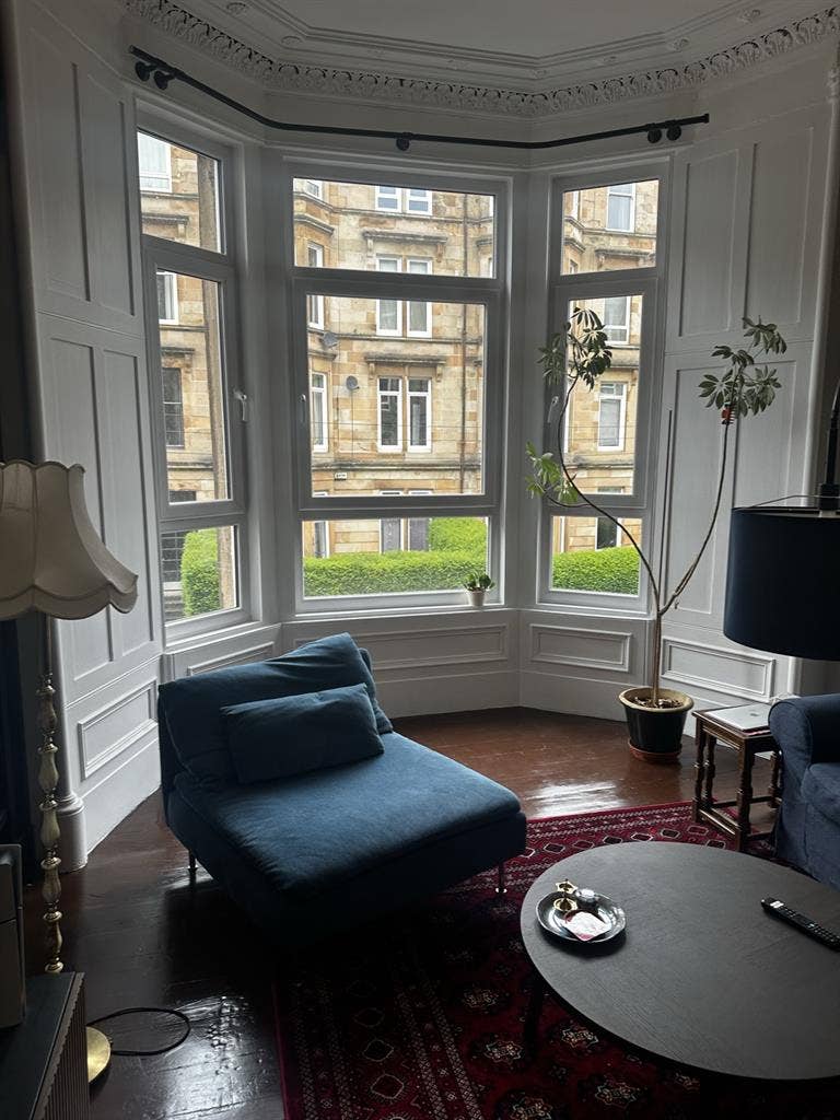 DOUBLE BEDROOM, SEPARATE BATHROOM