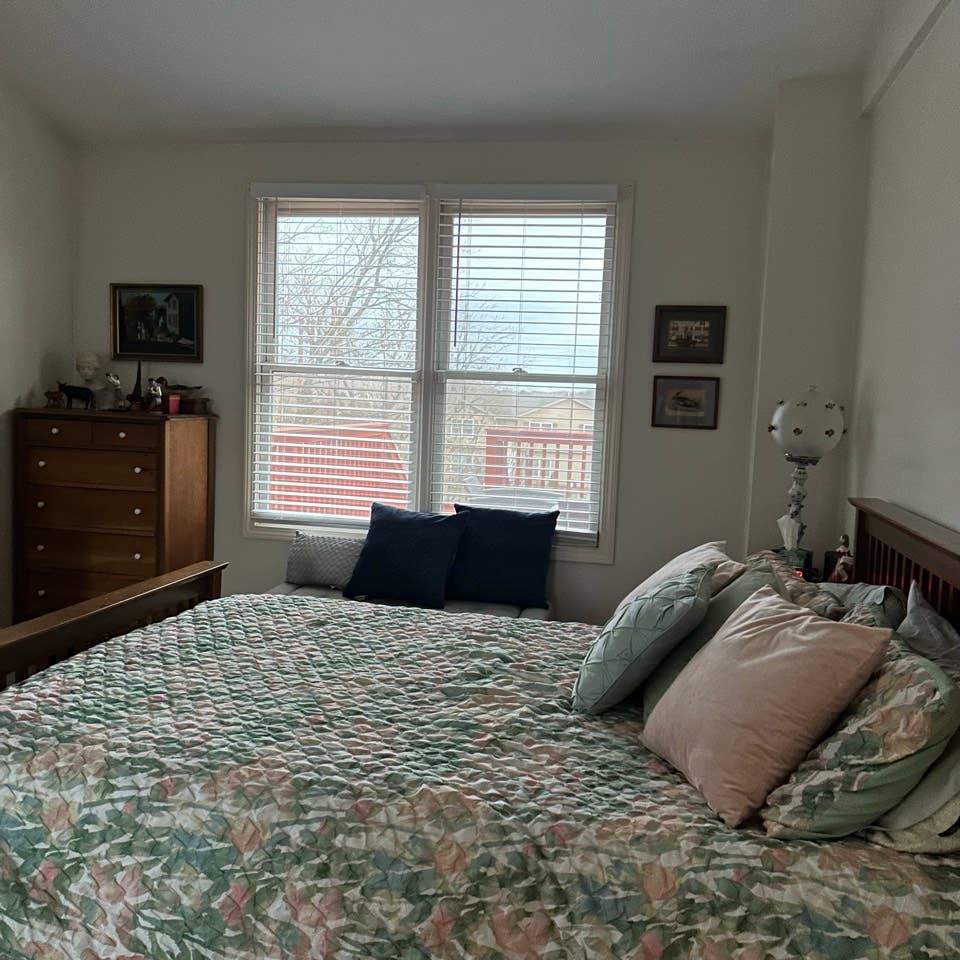 Private room/ shared living space