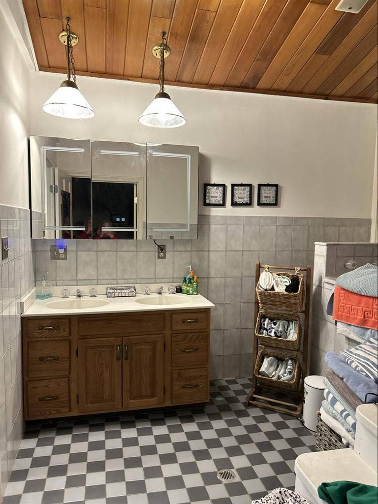 Private room/ shared living space