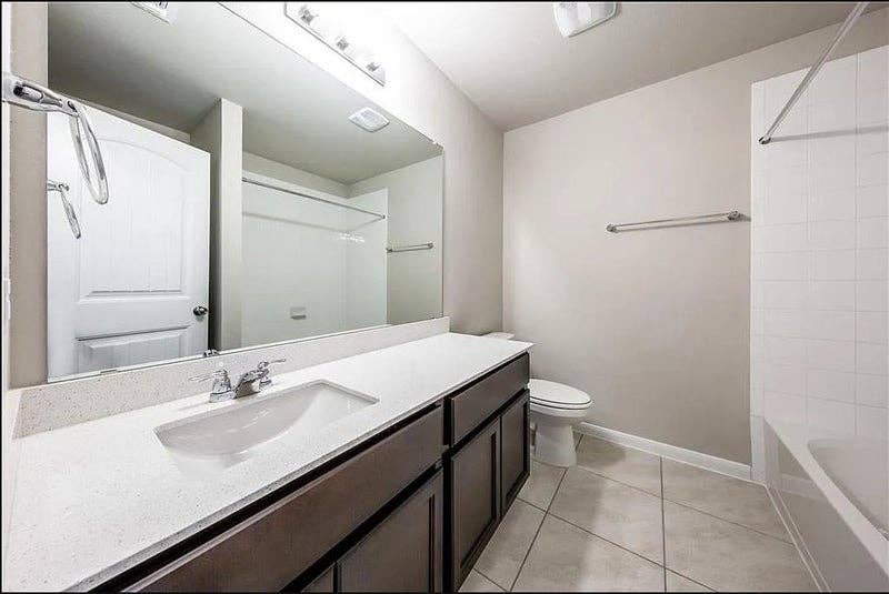 Open room in newer build house