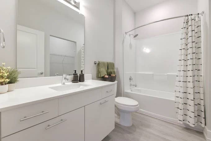 4x4 Apartment with Private Bathroom