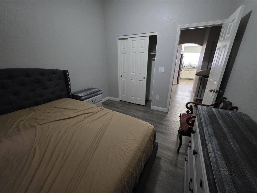Room for rent 650 per month