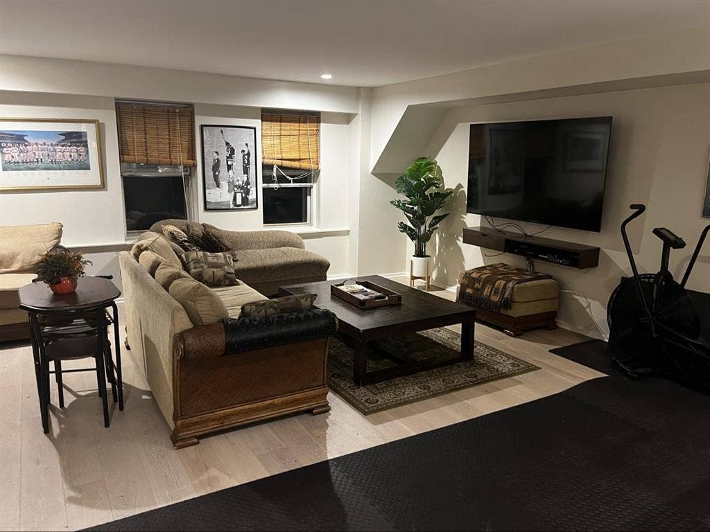 South Loop Condo w/ Amenities